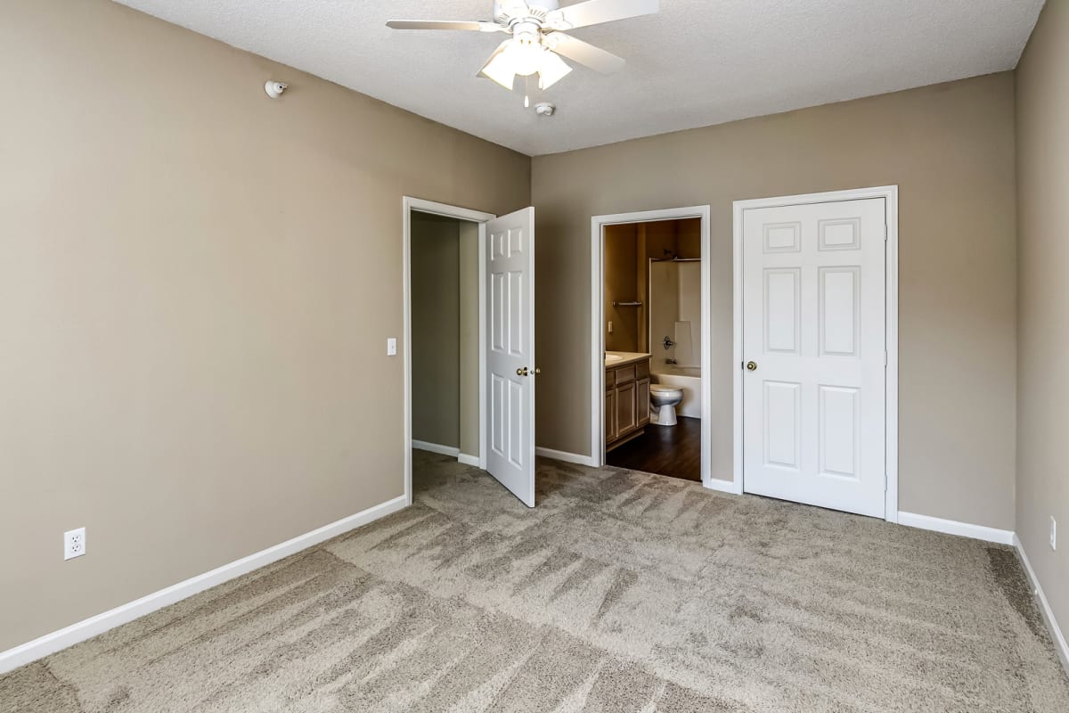 Millard, NE, Apartments Autumn Grove Photo Gallery